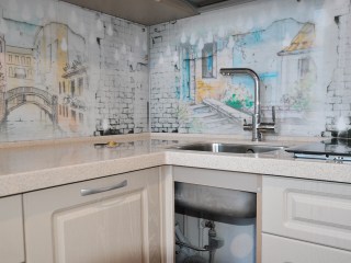 Белая столешница угловая