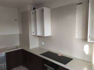 столешница со стеновой панелью
