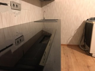 столешница темного цвета TechniStone Brilliant Grey